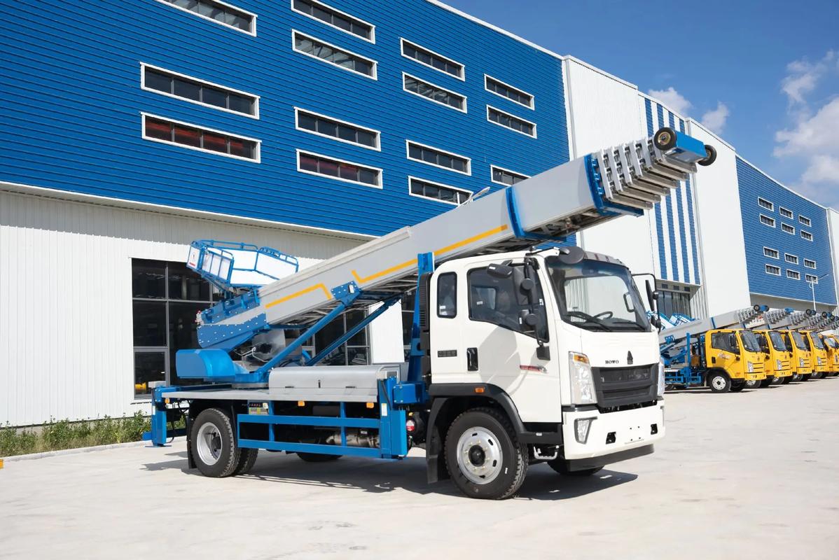 游仙出租云梯车高空作业车 建筑垃圾搬运