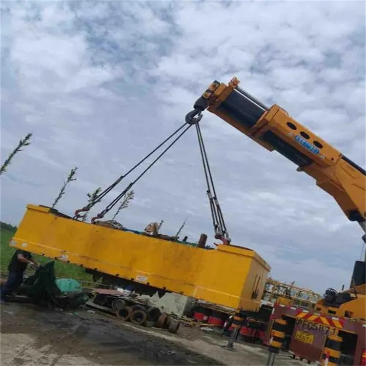 游仙随车吊吊集装箱怎么吊