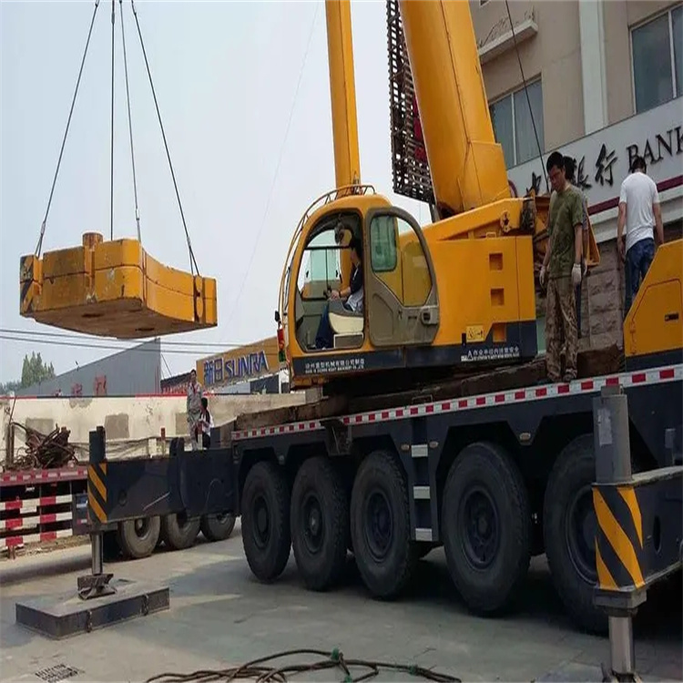 游仙吊车怎么吊玻璃